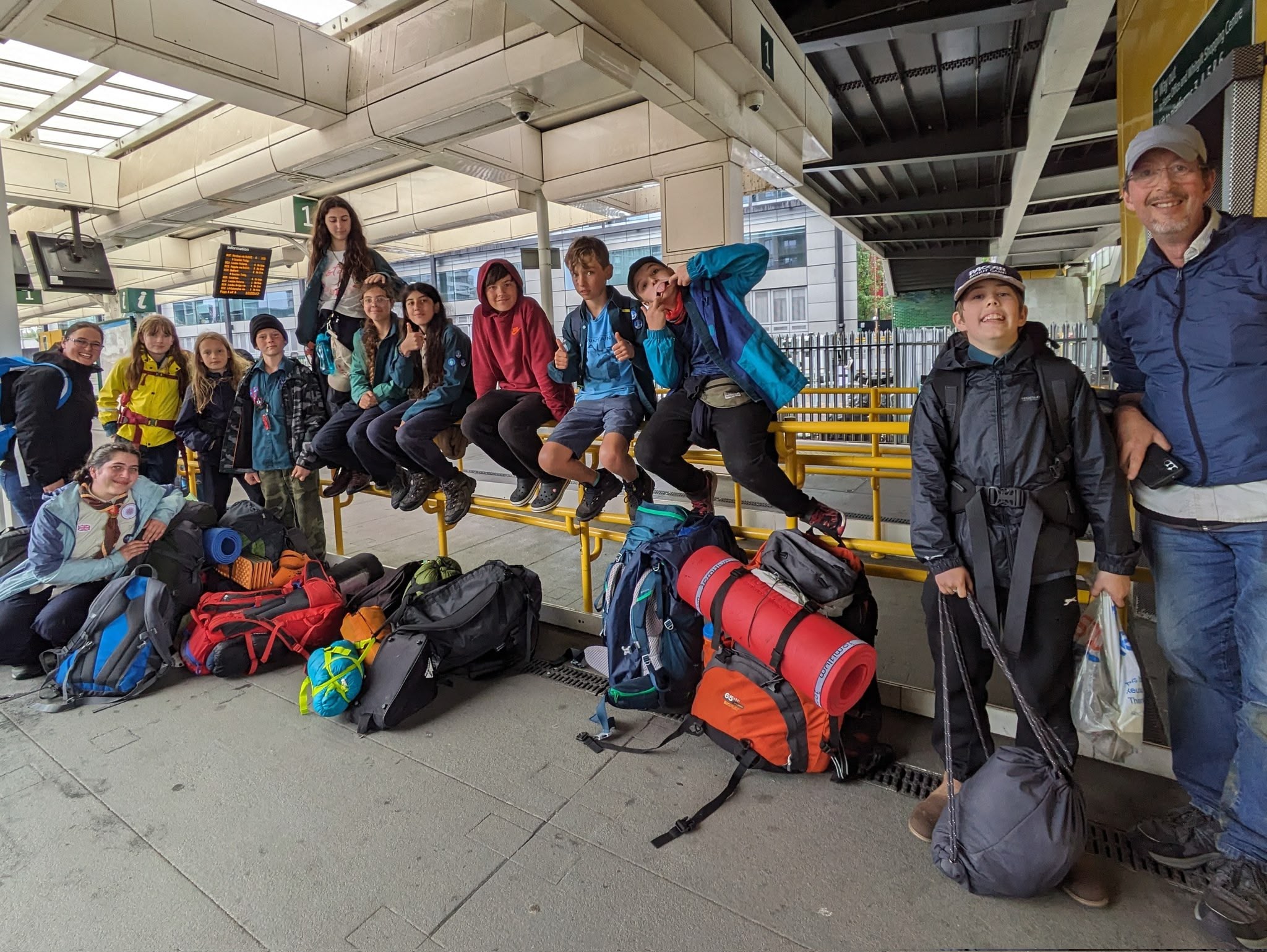 Scouts at East Croydon station